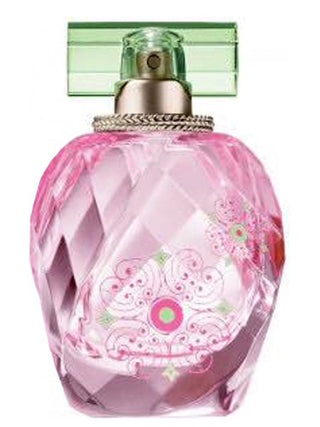 Wrapped With Love Hilary Duff Perfume for Women - Elegant fragrance in a stylish bottle