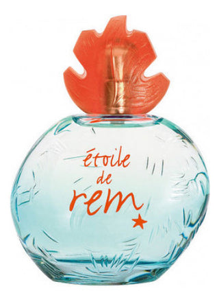 Reminiscence Etoile de Rem Womens Perfume - Exquisite fragrance bottle on white background