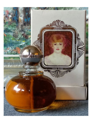 Masterpiece Шедевр Kharkov perfume factory for women - Exquisite floral fragrance in elegant bottle