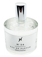 Nº8 Helder Machado Perfumes for women and men