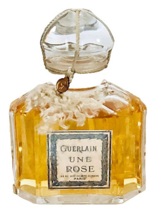 Une Rose Guerlain womens perfume - captivating floral fragrance in a stylish bottle