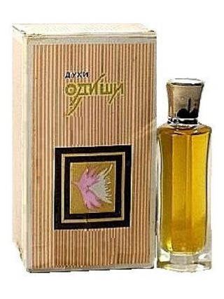 Одиши Iberia - Иверия womens perfume | Exquisite fragrance bottle on white background