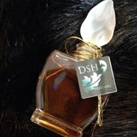 Une Robe de Zibeline DSH Perfumes for women and men